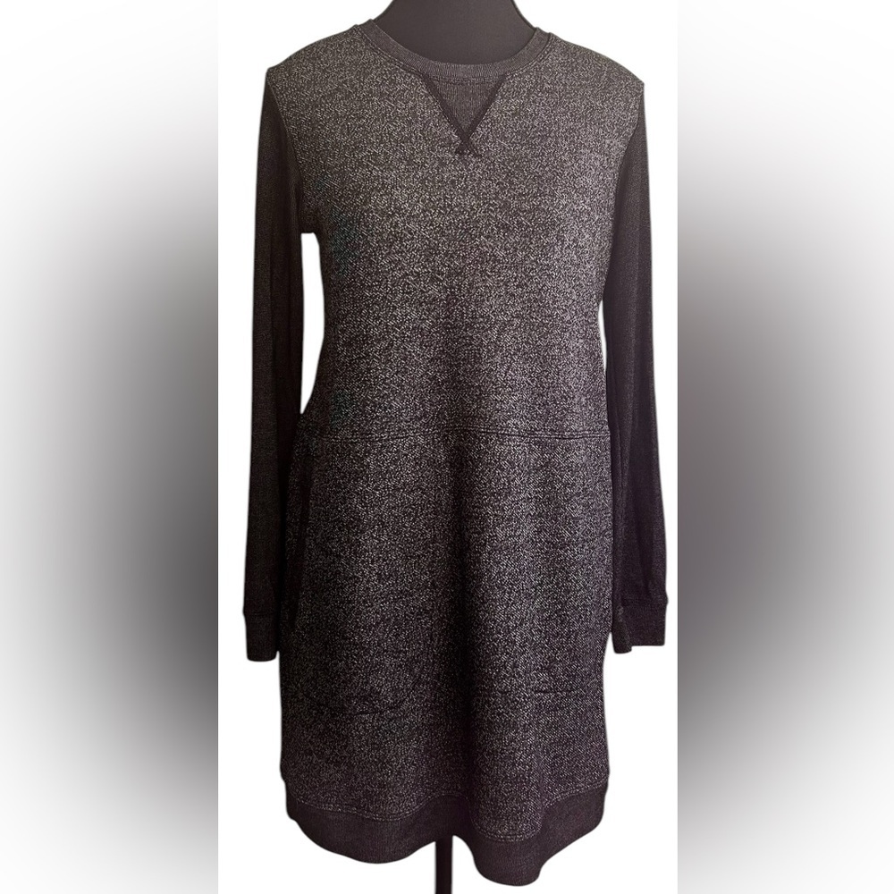 Blondie Apparel Women’s Sweater Dress, Made in Canada, Size Small, Black